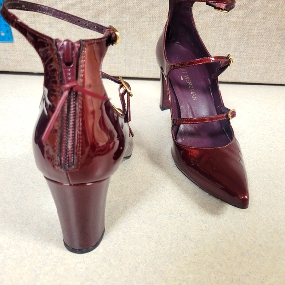 Red strapped heels - Picture 3 of 9